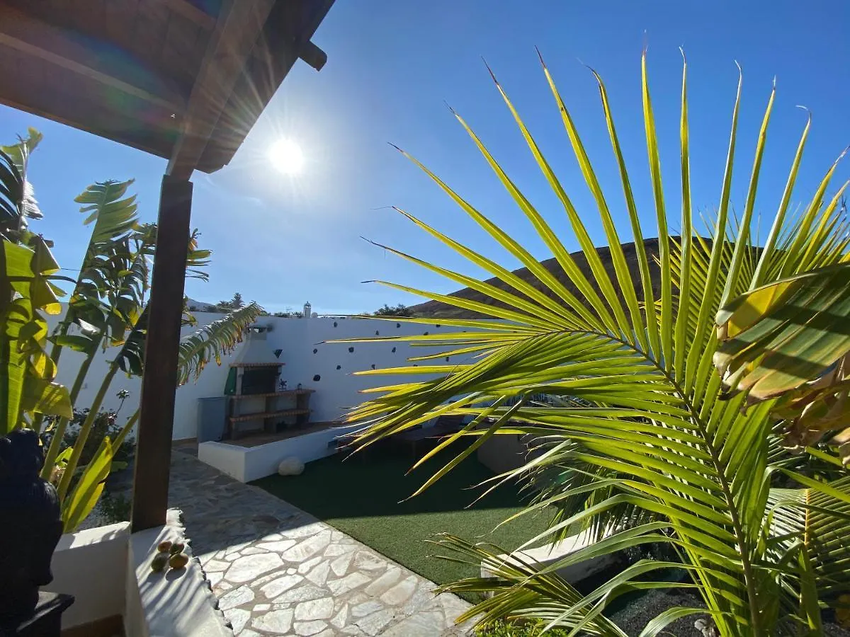 Finca La Costa Tinajo Spain