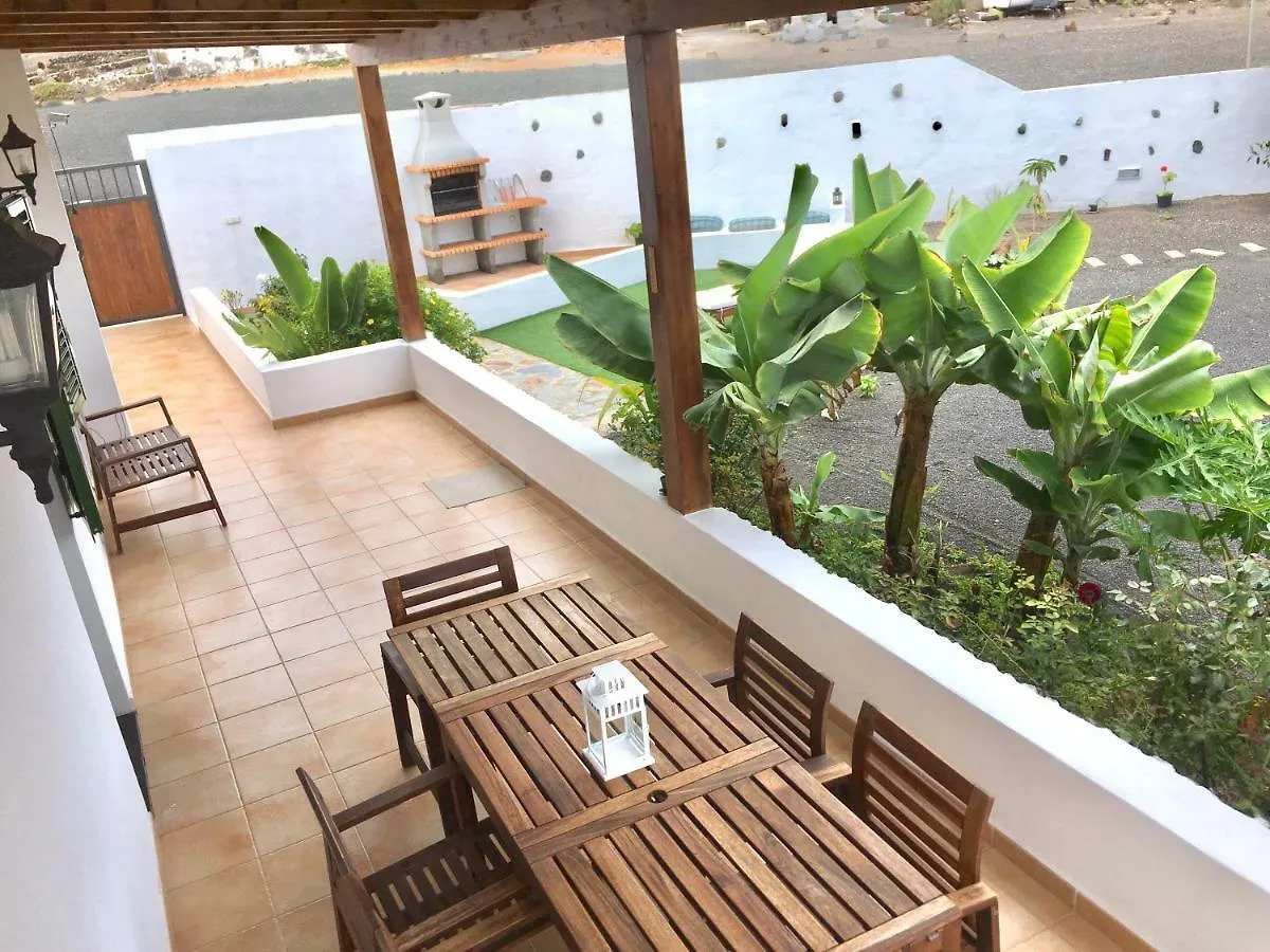 Finca La Costa Tinajo 0*,