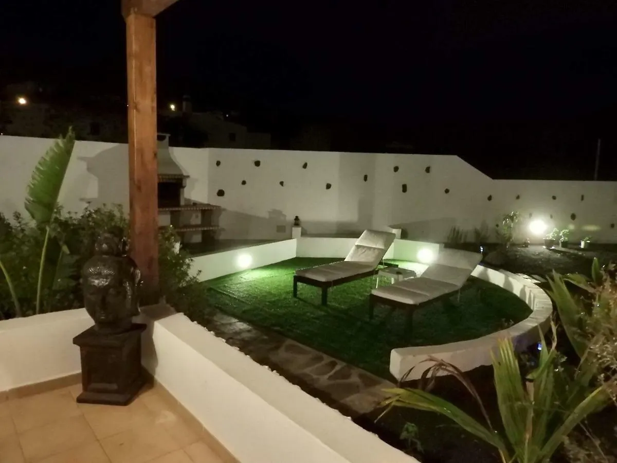 Finca La Costa Tinajo